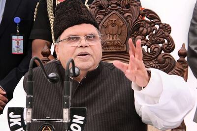Jammu & Kashmir Governor Directs Officials to Facilitate Students Return to Their Homes for Eid