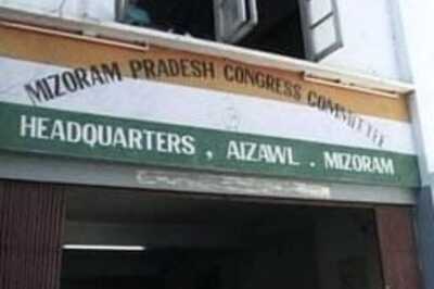 Congress gets majority in Mizoram, CM quits