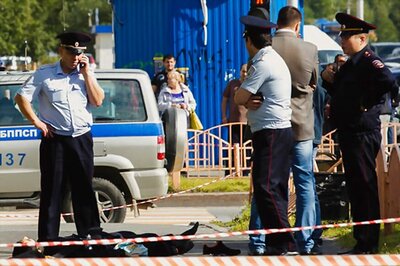 Islamic State Group Claims Russia Knife Attack, Attacker Shot Dead