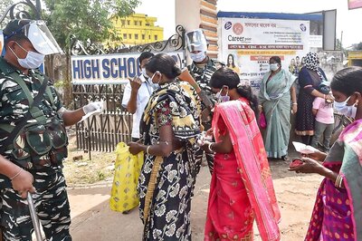 Searching For The Right Move: Why Left's Show Matters In Bengal's BJP-TMC Poll Battle