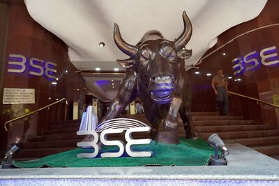 Sensex Jumps Over 250 Points in Early Trade; Nifty Tops 13,550