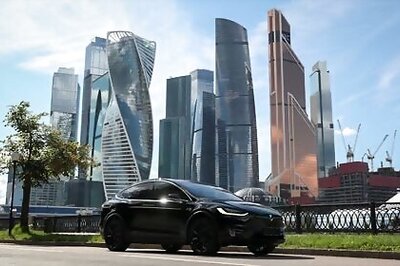 Tesla Launches $5 Billion Capital Raise After Share Surge