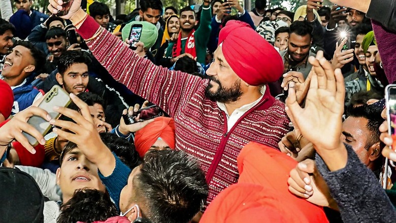 Punjab Polls: Cong Tries to Buy Peace with Tickets, AAP Goes for Winnability, BJP-Captain Search for New Narrative