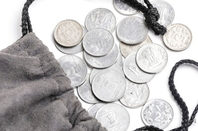 Rupee Falls 10 Paise to 79.67 Against US Dollar in Early Trade