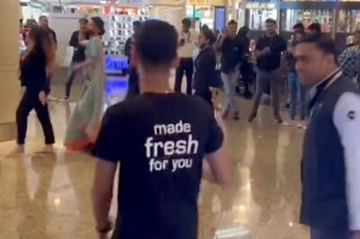 WATCH: Passengers Break into Impromptu Garba Dance at Mumbai Airport