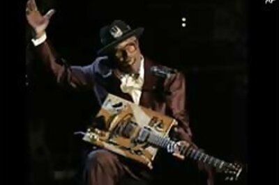 Rock pioneer Bo Diddley dies at age 79