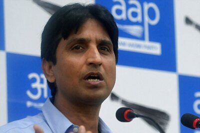 After Kapil Mishra sacked, Kumar Vishwas Vows Another Movement