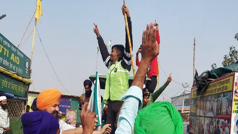 Farm Laws Rolled Back: RaGa Tweets 'Will be Forced...' Reminder, Protesters at Singhu Border Celebrate