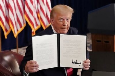 Factbox: Tax cuts, reduced unemployment benefits - What's in Trump's coronavirus executive orders