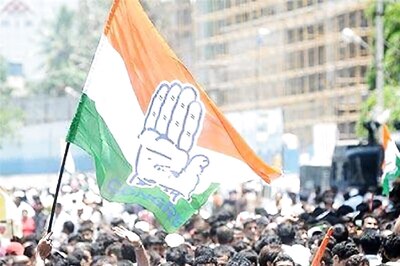 Congress Leaders Prevented from Proceeding to Slain Dalit Leader's Village in UP
