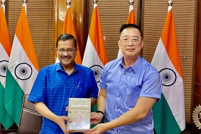 Singapore Govt Invites Kejriwal to Present 'Delhi Model' at World Cities Summit in August