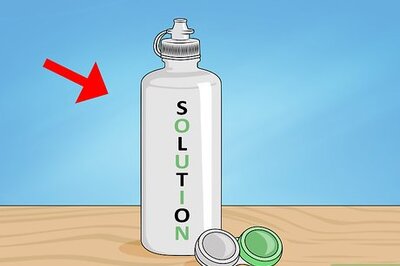 How to Travel With Contact Lenses