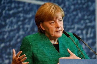 Almost 24 Hours and Still no Deal: Merkel Struggles to Clinch Govt Accord