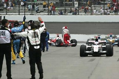 Media banned from F1 pit lane