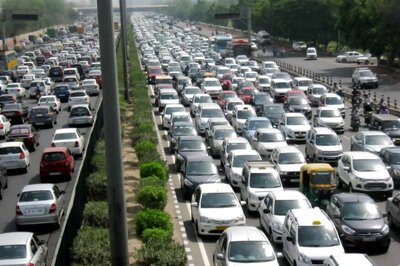CPCB Lists Nearly 6 Lakh Old Diesel, Petrol Vehicles That Will Not be Allowed to Ply in Haryana