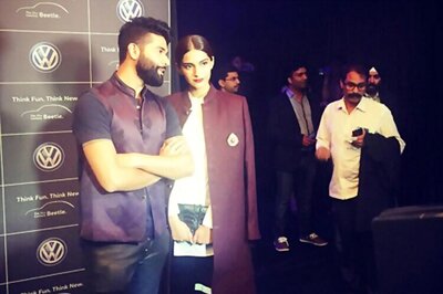 Look of the day: Sonam Kapoor looks drop-dead gorgeous in Kunal Rawal creation