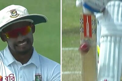 BAN vs SL, 1st Test Day 1: Bangladesh Skipper Najmul Shanto Makes a Disastrous DRS Review - WATCH