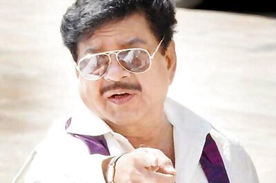 Shatrughan says 'khamosh' to rivals over allegations of irregular visit to Patna Sahib