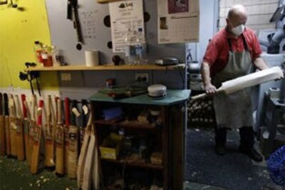 Aussie's passion, making English Willow bats