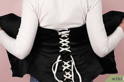 How to Put on, Tighten, and Tie a Corset