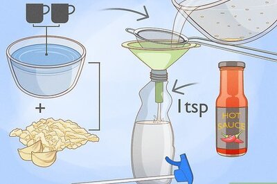 How to Kill Bugs in Herb Gardens