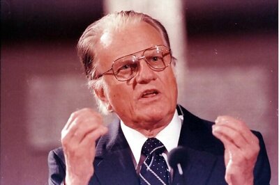 Billy Graham, Preacher to Millions, Adviser to Presidents, Dies at 99