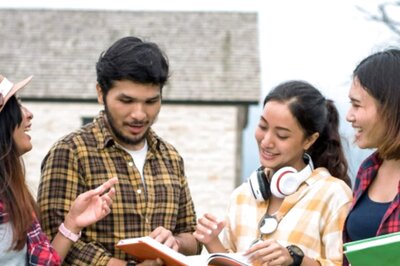 Mask Mandates Return to US College Campuses as Cases Rise