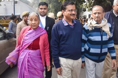 Arvind Kejriwal Movable Assets up by Rs 8 Lakh, Wife Sunita's by Rs 41 Lakh