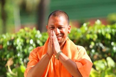 The Who's Who of Biz World & B-town Biggies, Including Team 'The Kashmir Files', to Grace CM Yogi's Swearing-in