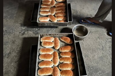 What the Fork: Pav Bhaji Industry Now the Bread and Butter of Mumbai Bakeries, Writes Kunal Vijayakar