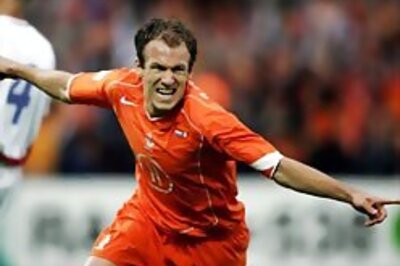 Chelsea mates now rivals in Group C