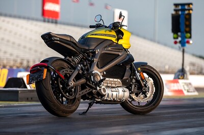 Harley-Davidson LiveWire Sets Record for the Quickest Eighth-Mile and Quarter-Mile Drag Time