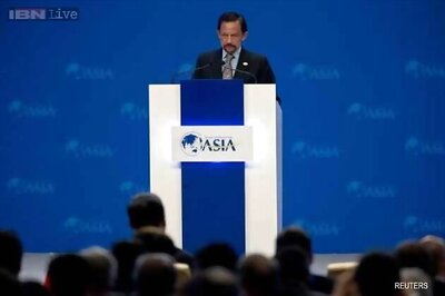 Brunei adopts sharia law, punishment includes whipping, amputation