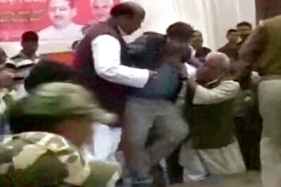 UP: Nitin Gadkari escapes unhurt in dais crash