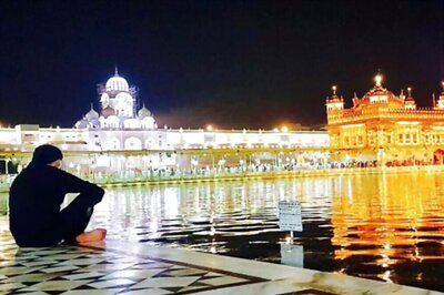 Akshay Kumar Visits Golden Temple, Feels Surreal