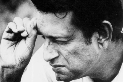 Satyajit Ray's 97th Birthday Celebrated By Kolkata With Literal Fanfare