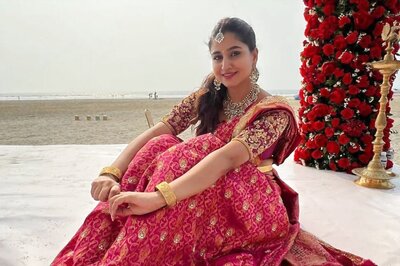 In Latest Pics, Varshini Sounderajan Looks A Perfect Bride