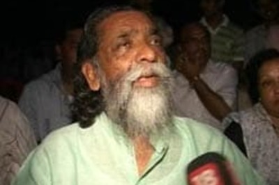 Koda meets Governor, to prove majority in Assembly