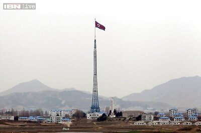 US slaps sanctions on North Korea after Sony hack