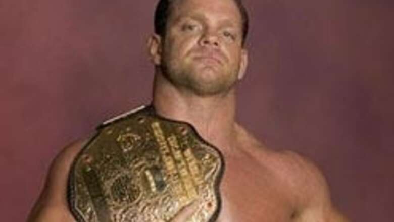 WWE wrestler, family found dead