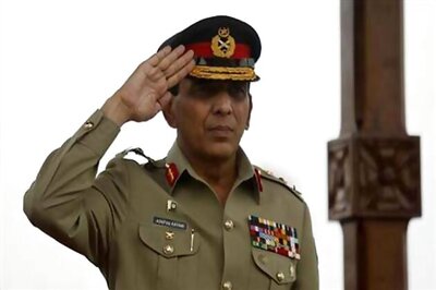 Pakistan's military chief Ashfaq Kayani says he will retire in November