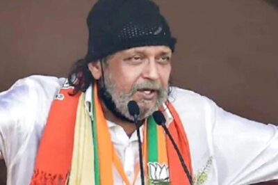 'Please Wait for Some Time': BJP's Mithun Chakraborty Reiterates '21 TMC MLAs' of Bengal in Touch With Him