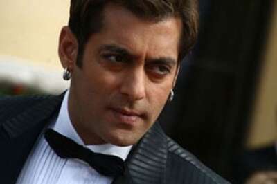 Bolly Buzz: Salman Khan starts missing Asin