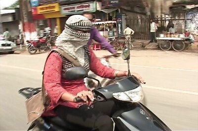 Make helmets compulsory for women: Delhi HC