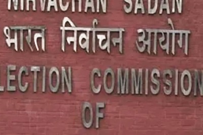 Election Commission Meets CEOs of 5 States Due for Polls Early Next Year, Reviews Preparations