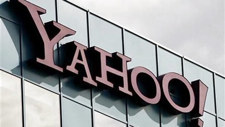 Yahoo to shut down seven products, including Blackberry app