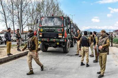 Three Terrorists Killed in Encounter With Security Forces in Srinagar