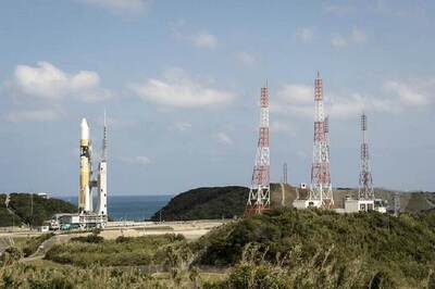 Launch of Mini Rocket Postponed by Japan Space Agency Because of Wind