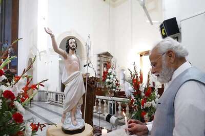 Lighting Candles, Watering Plants: PM Modi Celebrates Easter in Delhi's Church, Offer Prayers