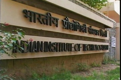 IIT Kharagpur-Arka Renewable Plan Solar e-Charging Station on Commercial Scale